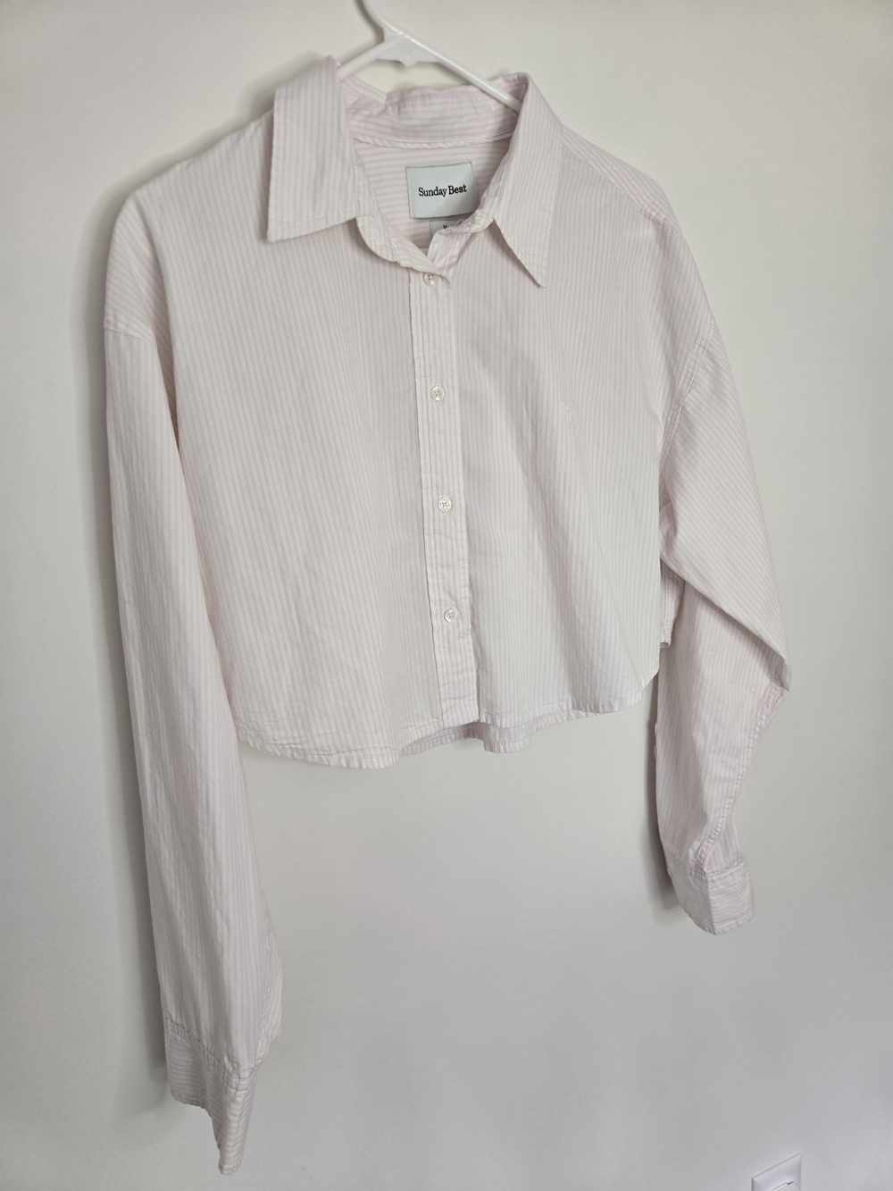Sunday Best Women's Light Pink Cropped Button-Down Shirt Preppy Normcore Med